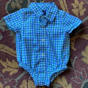 Gap button down 0-3 months